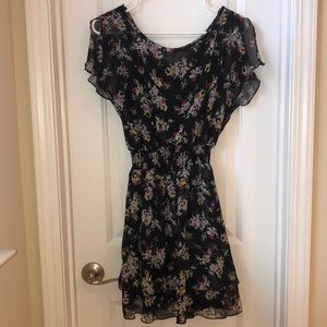 Express black mini dress with a floral design (small)